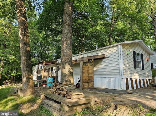 506 Cedar Ln, Smithville, PA 17560-9704