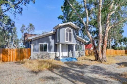 6148 2nd St, Rio Linda, CA 95673-4102