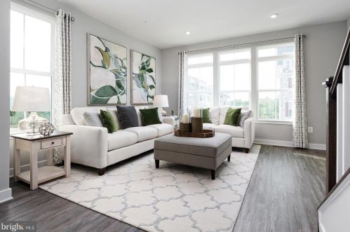 1341 Aspen St, Washington, DC 20012