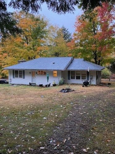 461 Edgemont Rd, Sunapee, NH 03782-2102