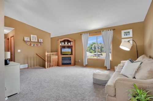 10465 Raven Loop, Foley MN  56329-9022 exterior