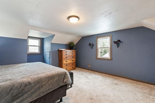 657 2nd Ave, West Bend WI  53095-4013 exterior