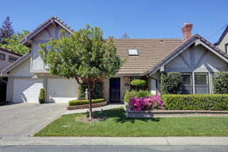 437 Sierra Ln, Sacramento, CA 95864-5670