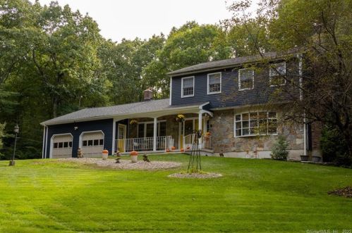 91 Behrens Rd, New Hartford, CT 06057-2802