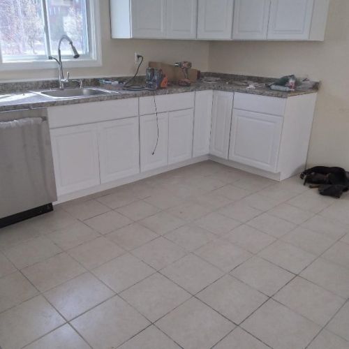 215 Valley St, Providence, RI 02909-2444