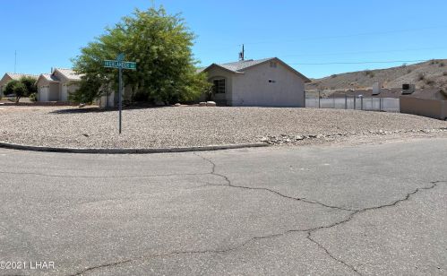 4200 Colville Dr, Lake Havasu City, AZ 86406-8036