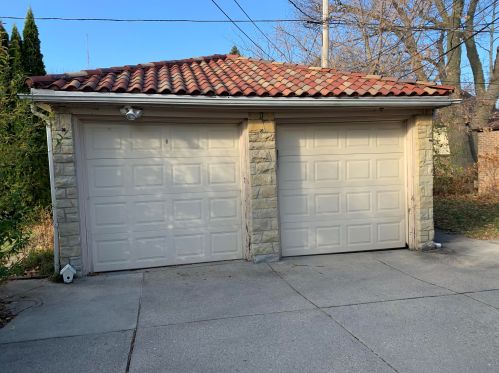 4157 Newhall St, Milwaukee WI  53211-1941 exterior