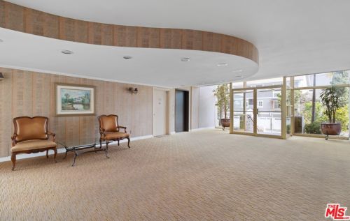 4445 Cartwright Ave, North Hollywood CA  91602-2304 exterior