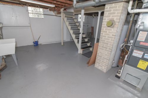 321 Timberlake Ave, Covington KY  41018-2237 exterior