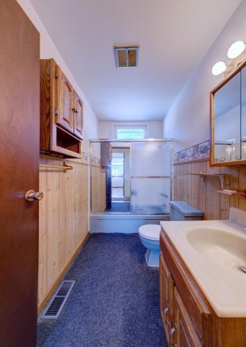 490 Toledo Ave, Marion OH  43302-2145 exterior