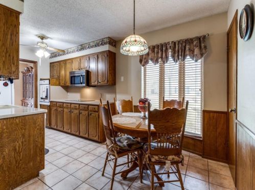 409 Westview Ter, Midlothian, TX 76065-2033