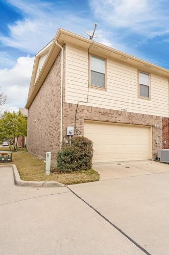 4076 Kyndra Cir, Richardson TX  75082-2762 exterior