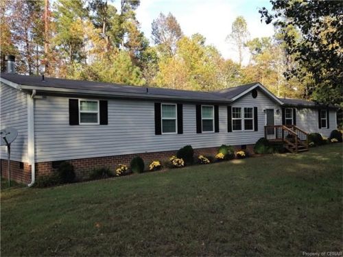 3385 Lewis B Puller Memorial Hwy, Saluda, VA 23149-2603