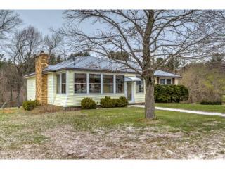 221 Shannon Rd, Salem, NH 03079-1851