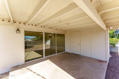 8409 Mary Dr, Tucson AZ  85730-2038 exterior