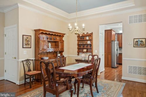 5433 Rodriquez Ln, Haymarket VA  20169-6100 exterior