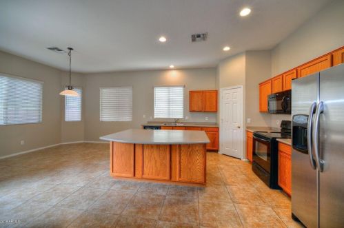 26237 74th Ln, Peoria AZ  85383-7248 exterior