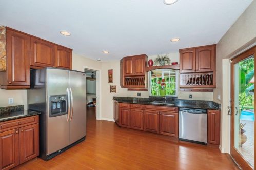 2152 75th Way, Saint Petersburg FL  33710-3846 exterior
