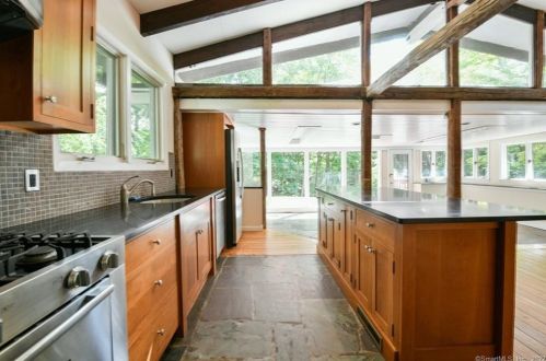 220 East St, Litchfield, CT 06759-3605