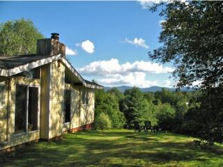 114 Cote Hill Rd, Morrisville, VT 05661-9158