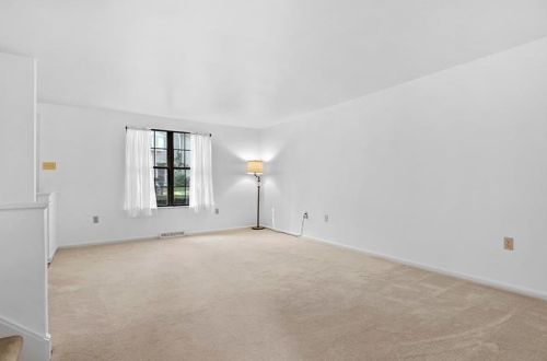 122 Inverness Dr, Pittsburgh, PA 15237-4773