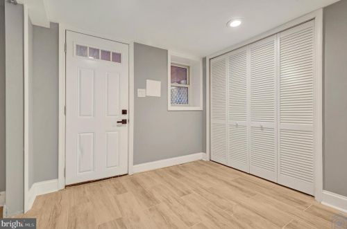 2013 Naylor Rd, Washington DC  20020-6807 exterior