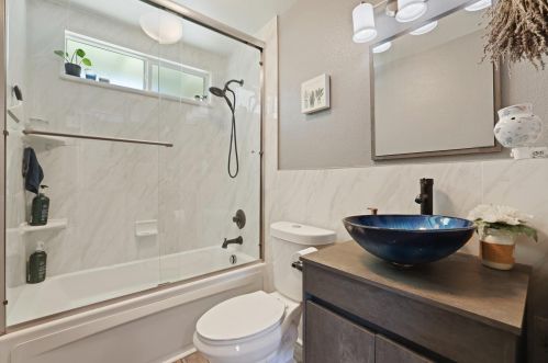 1708 Tulane Dr, Modesto CA  95355-1834 exterior
