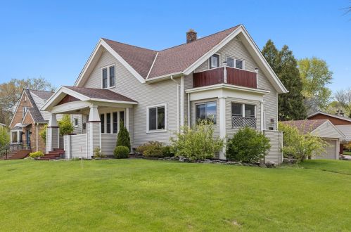 11313 Underwood Ct, Milwaukee, WI 53226-3408