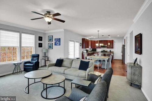 4 Ledgestone Dr, Siddonsburg PA  17019-9805 exterior