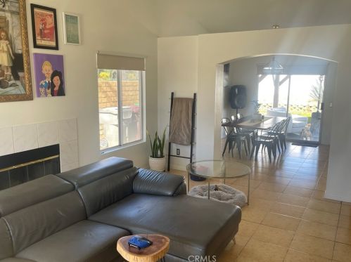 1002 Shelby St, Beaumont CA  92223-1772 exterior