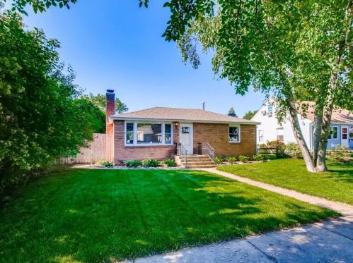 4213 125th St, Prior Lake, MN 55378-1413