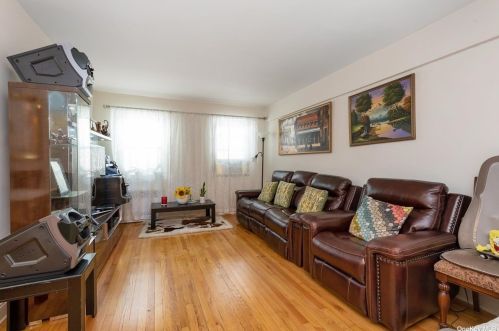 118-60 Metropolitan Ave, Jamaica, NY