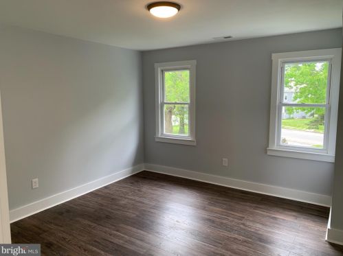 645 Delaware St, West Deptford NJ  08096-1576 exterior