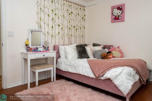 1903 180 Ter, Hollywood FL 33029-5173 exterior