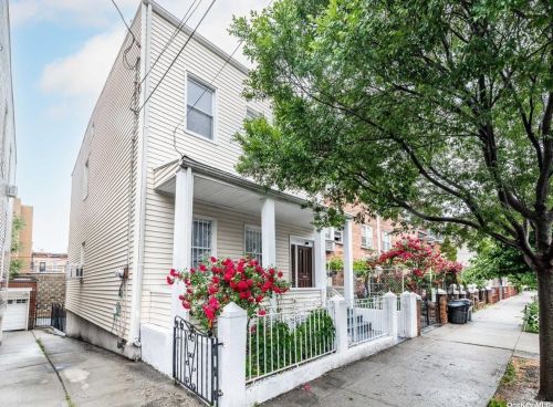 2536 23rd St, Long Island City, NY 11102-2932