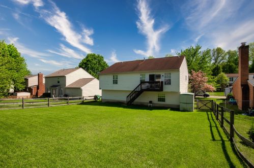 1270 Edinburgh Ln, Hamilton, KY 41091-9594