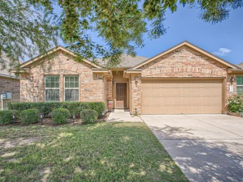472 Bottle Brush Dr, Uhland, TX 78640-5952