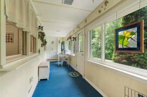 45 Alling Rd, Northford, CT 06472-1060