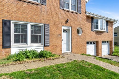 123 Heather Dr, Pittsburgh, PA 15209-1854