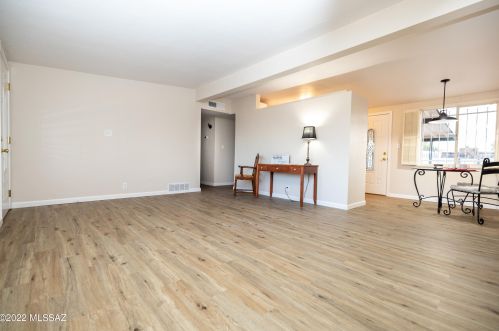 4834 Andrew St, Tucson, AZ 85711-6429