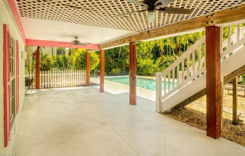 1450 Sand Castle Rd, Sanibel FL  33957-3623 exterior