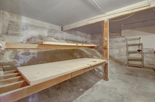 880 Stonegate Dr, South San Francisco CA  94080-1562 exterior