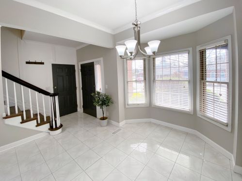 2742 Mansion Pl, Covington KY  41017-4700 exterior