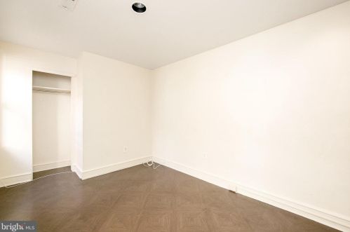 624 Berkley St, Camden, NJ 08103-1414