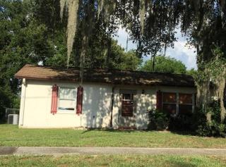 411 Oak St, Auburndale, FL 33823-4234