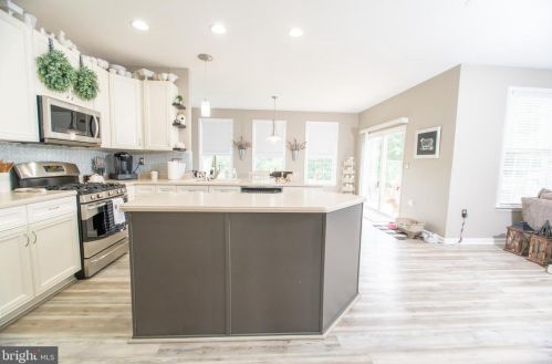 451 Hughs Rd, Charles Town WV  25414-5554 exterior