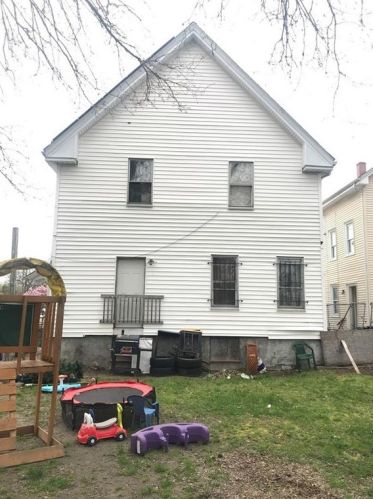 87 Ruggles St, Providence RI 02908-3614 exterior