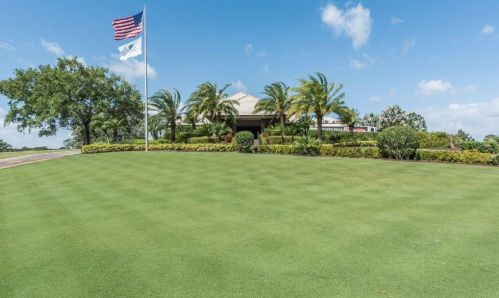 103 Prestwick Cir, Vero Beach FL 32967-7515 exterior