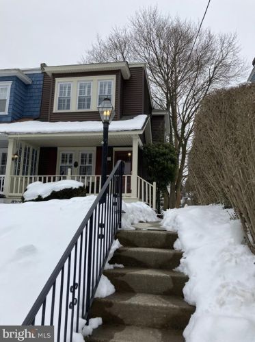 20 North Ave, Wyncote, PA 19095-1206