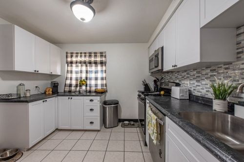 741 Sara Ln, Verona PA  15147-2636 exterior